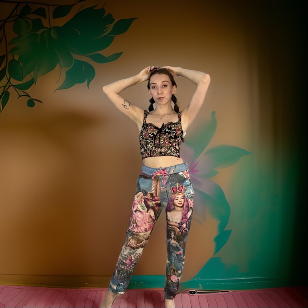 Set: 32b Corset Bra With Size Small Matching Pant… - image 1